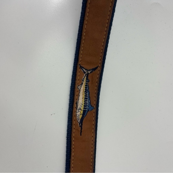Zeppelin Leather belt w/ Fish embroidered - Picture 9 of 12
